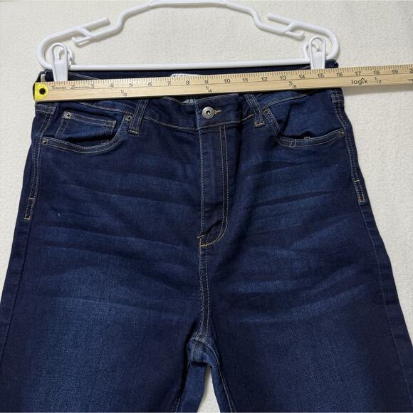 Celebrity Pink Jeans Womens 13/31 Blue distressed Raw Hem Stretch Dark Wash - Picture 6 of 10